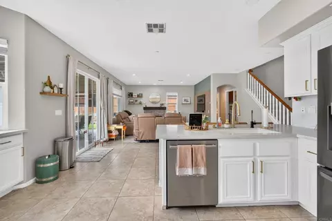Kitchen - 13049 Laurel Canyon Rd, Lakeside, CA 92040 photo 6 of 6