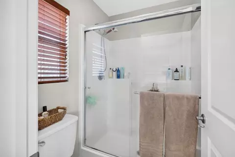 Bath - 13049 Laurel Canyon Rd, Lakeside, CA 92040 photo 1 of 4
