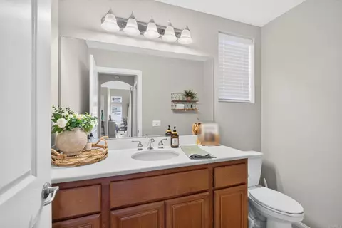 Bath - 13049 Laurel Canyon Rd, Lakeside, CA 92040 photo 4 of 4
