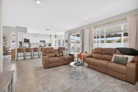 Entry Way - 13049 Laurel Canyon Rd, Lakeside, CA 92040 photo 6 of 11