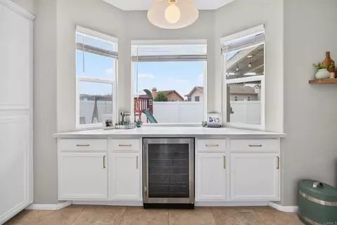 Kitchen - 13049 Laurel Canyon Rd, Lakeside, CA 92040 photo 5 of 6