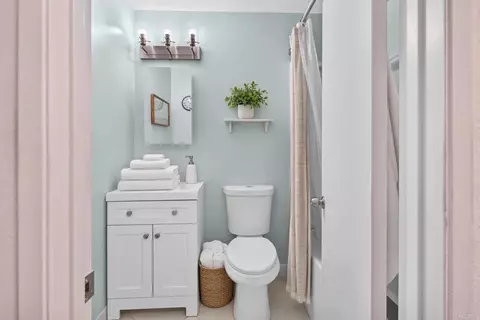 Bath - 12135 Orange Crest Ct #3, Lakeside, CA 92040 photo 1 of 2