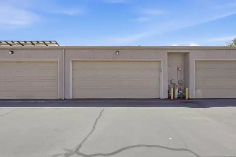Exterior - 9416 Carlton Oaks Dr #B, Santee, CA 92071 photo 4 of 7