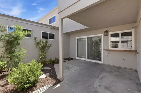 Exterior - 9416 Carlton Oaks Dr #B, Santee, CA 92071 photo 3 of 7