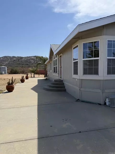 1085 Harris Ranch Rd, Potrero, CA 91963 photo 17