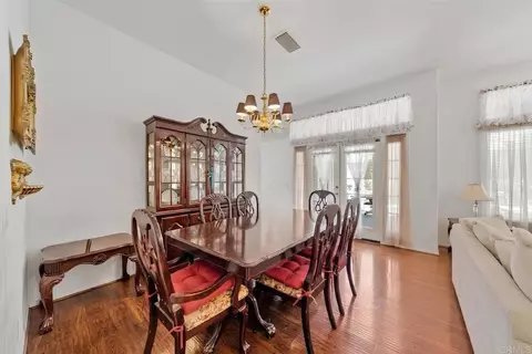 Dining - 1999 Pecan Tree St, Hemet, CA 92545 photo 3 of 3