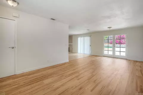 Living - 24940 Abalar Way, Ramona, CA 92065 photo 2 of 6