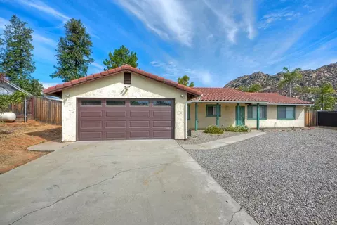 24940 Abalar Way, Ramona, CA 92065