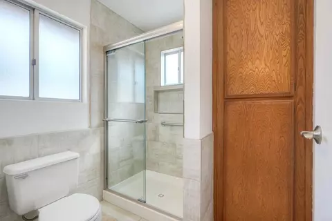 Bath - 24940 Abalar Way, Ramona, CA 92065 photo 1 of 2