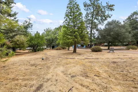 Exterior - 28930 Oak Ln, Pine Valley, CA 91962 photo 13 of 14