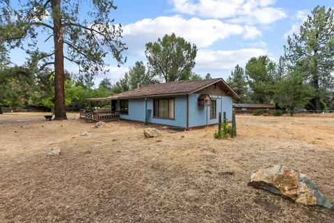 Exterior - 28930 Oak Ln, Pine Valley, CA 91962 photo 7 of 14
