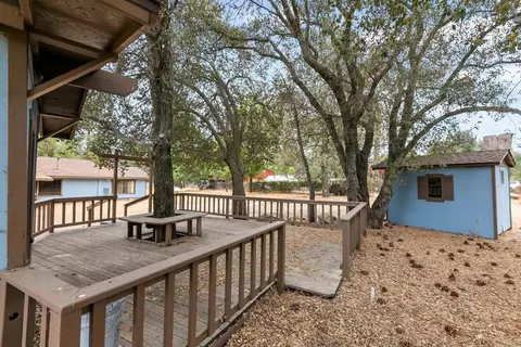 Exterior - 28930 Oak Ln, Pine Valley, CA 91962 photo 11 of 14