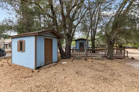 Exterior - 28930 Oak Ln, Pine Valley, CA 91962 photo 9 of 14