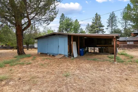 Exterior - 28930 Oak Ln, Pine Valley, CA 91962 photo 5 of 14