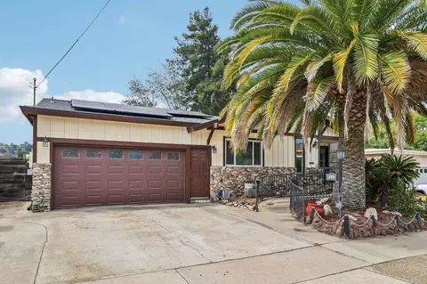 Exterior - 9535 Lakeview Dr, La Mesa, CA 91942 photo 11 of 13
