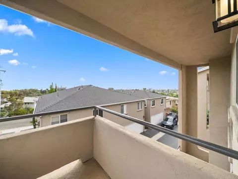Exterior - 553 Hygeia, Encinitas, CA 92024 photo 9 of 12