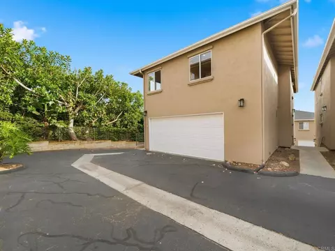 Exterior - 553 Hygeia, Encinitas, CA 92024 photo 10 of 12