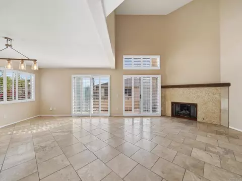 Living - 553 Hygeia, Encinitas, CA 92024 photo 7 of 16