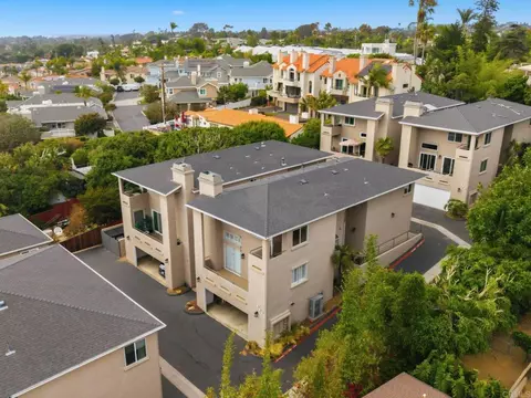 View/Area - 553 Hygeia, Encinitas, CA 92024 photo 3 of 7
