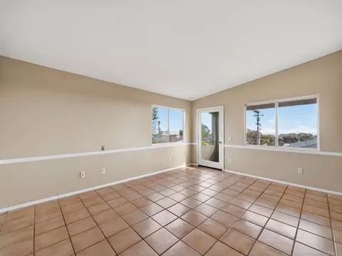 Living - 553 Hygeia, Encinitas, CA 92024 photo 16 of 16
