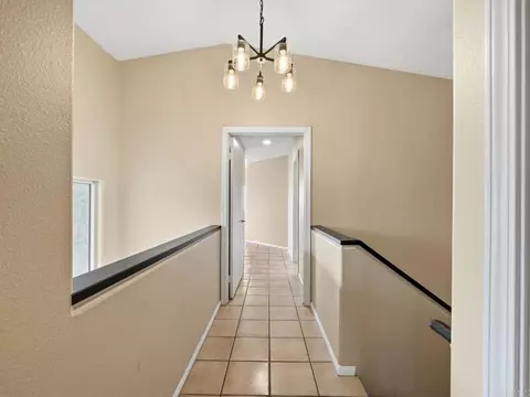 Entry Way - 553 Hygeia, Encinitas, CA 92024 photo 2 of 3