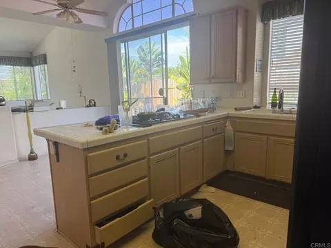 Kitchen - 715 Marsopa Dr, Vista, CA 92081 photo 2 of 2