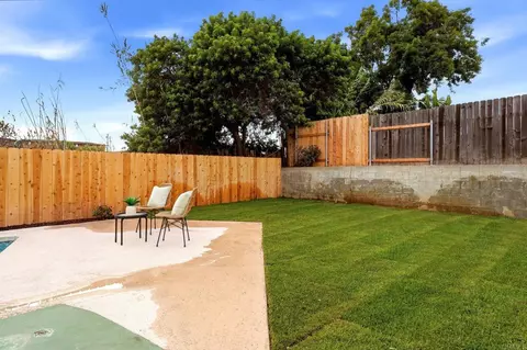 Exterior - 169 Cregar St, Oceanside, CA 92054 photo 7 of 8
