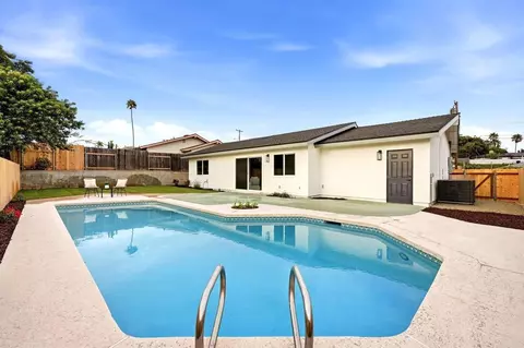 Exterior - 169 Cregar St, Oceanside, CA 92054 photo 6 of 8
