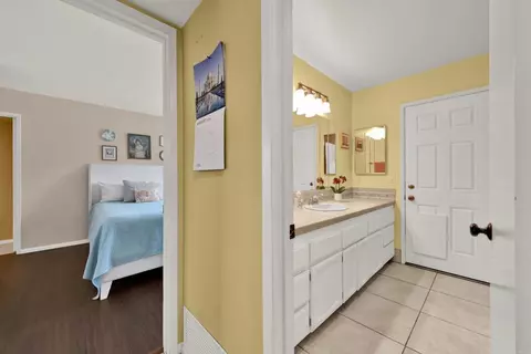 Entry Way - 1402 Big Red Rd, Alpine, CA 91901 photo 2 of 2