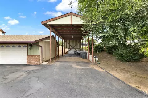 Exterior - 1402 Big Red Rd, Alpine, CA 91901 photo 3 of 23