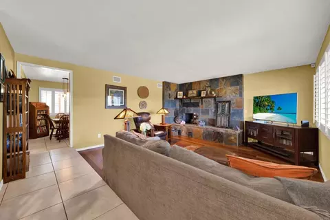 Living - 1402 Big Red Rd, Alpine, CA 91901 photo 1 of 3