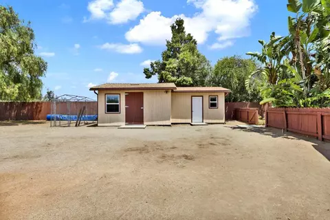 Exterior - 1402 Big Red Rd, Alpine, CA 91901 photo 17 of 23