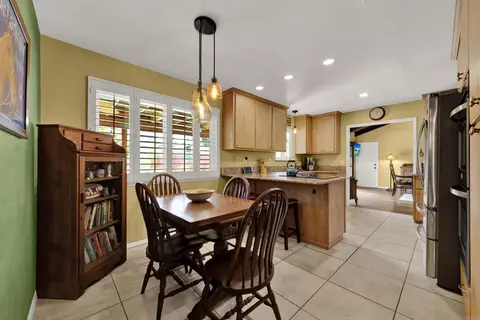 Dining - 1402 Big Red Rd, Alpine, CA 91901 photo 2 of 5
