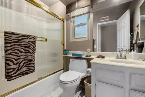 Bath - 346 Hunter Ct, Alpine, CA 91901 photo 3 of 3