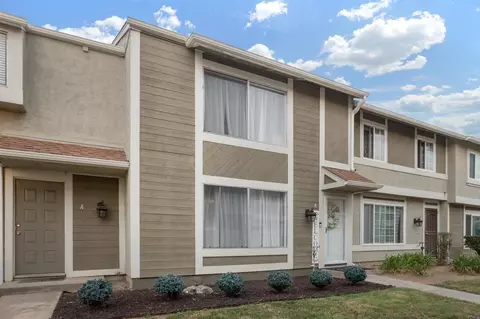 Exterior - 3075 Iris Ave #B, San Ysidro, CA 92173 photo 4 of 6