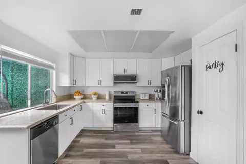 Kitchen - 3075 Iris Ave #B, San Ysidro, CA 92173 photo 2 of 2