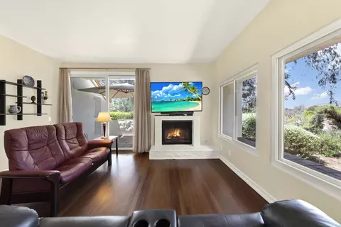16130 Avenida Venusto #24, San Diego, CA 92128
