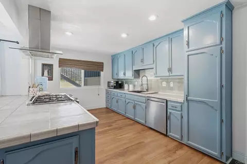 Kitchen - 8218 Valley View Trl, Pine Valley, CA 91962 photo 3 of 8