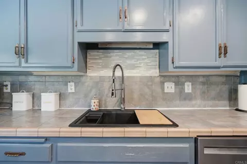 Kitchen - 8218 Valley View Trl, Pine Valley, CA 91962 photo 8 of 8