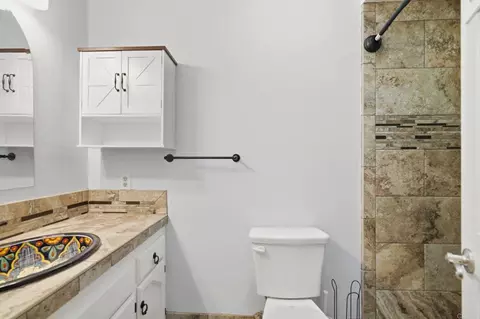 Bath - 8218 Valley View Trl, Pine Valley, CA 91962 photo 1 of 9