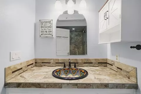 Bath - 8218 Valley View Trl, Pine Valley, CA 91962 photo 3 of 9