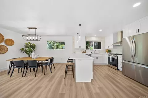 Dining - 9306 Hollyhock Rd, Spring Valley, CA 91977 photo 1 of 4