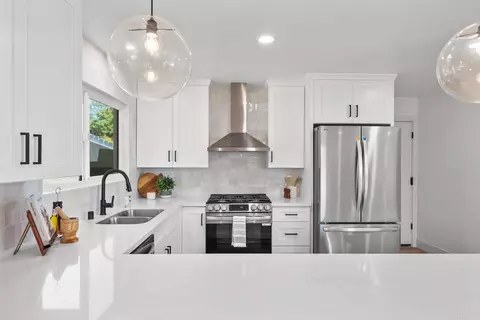 Kitchen - 9306 Hollyhock Rd, Spring Valley, CA 91977 photo 2 of 7