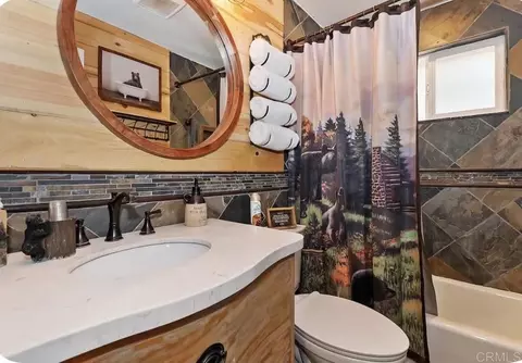 Bath - 660 Lintner Rd, Big Bear Lake, CA 92315 photo 1 of 3