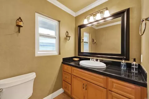 Bath - 4324 Miriam Pl, La Mesa, CA 91941 photo 3 of 5