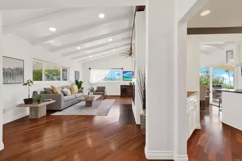 Entry Way - 4324 Miriam Pl, La Mesa, CA 91941 photo 2 of 5