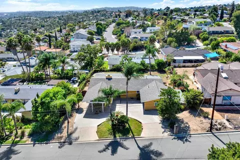 View/Area - 4324 Miriam Pl, La Mesa, CA 91941 photo 2 of 5