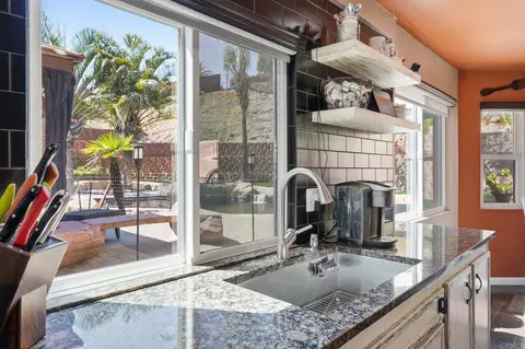 Kitchen - 9185 Canyon Park, Santee, CA 92071 photo 5 of 5