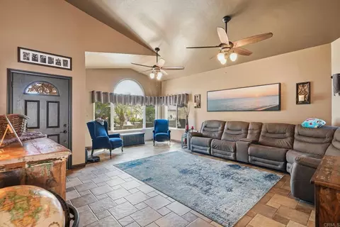 Living - 9185 Canyon Park, Santee, CA 92071 photo 2 of 5