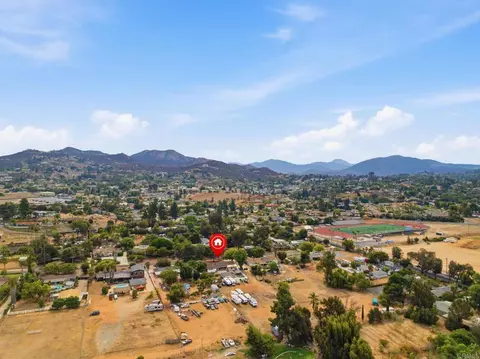 View/Area - 646 El Rancho Dr, El Cajon, CA 92019 photo 11 of 30